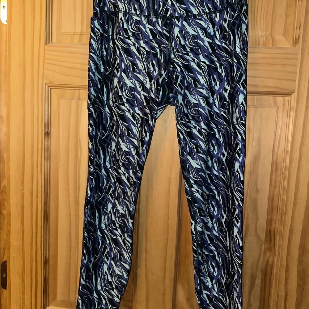 Under Armour Blue and Black Leggings with Swirling Pattern